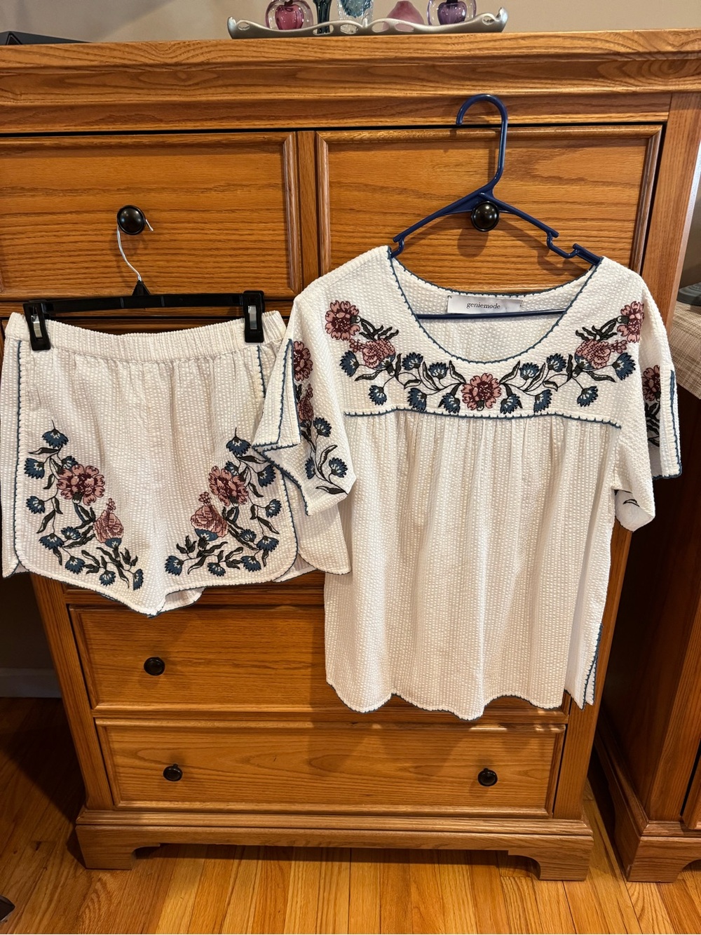 Tuckernuck Geniemode Cotton Seersucker Set Size Small